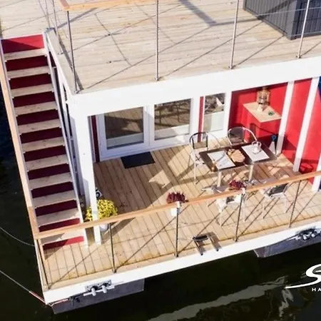Úszó hotel Hausboot Flying Dutchman Mit Dachterrasse In Am Ostseefjord Schlei